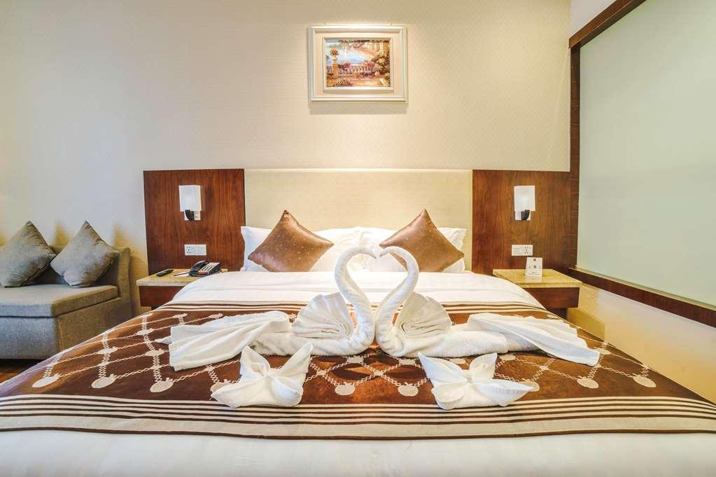 Clarion Inn Jaipur Kukas Zimmer foto